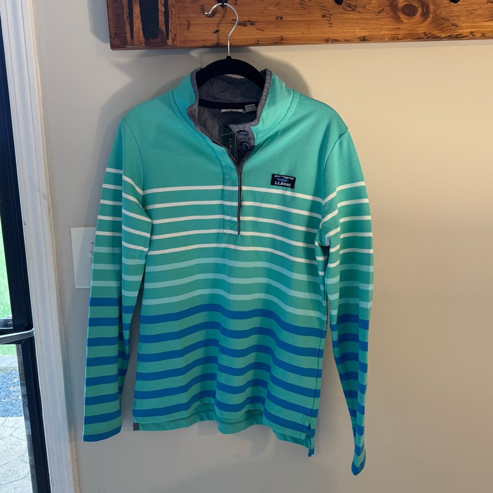 L.L. Bean Shoreline Aqua Striped‎ Pullover